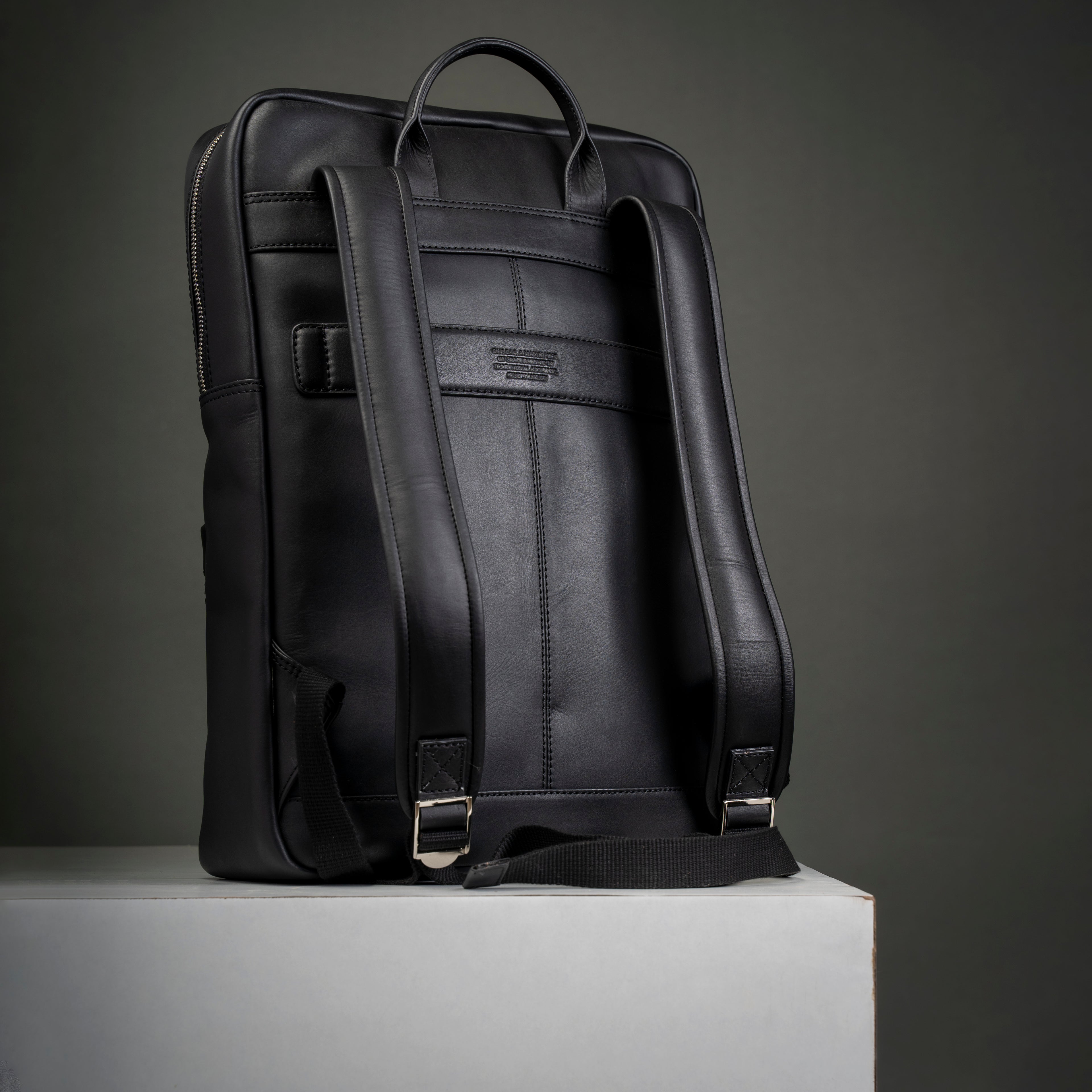 Slim Backpack