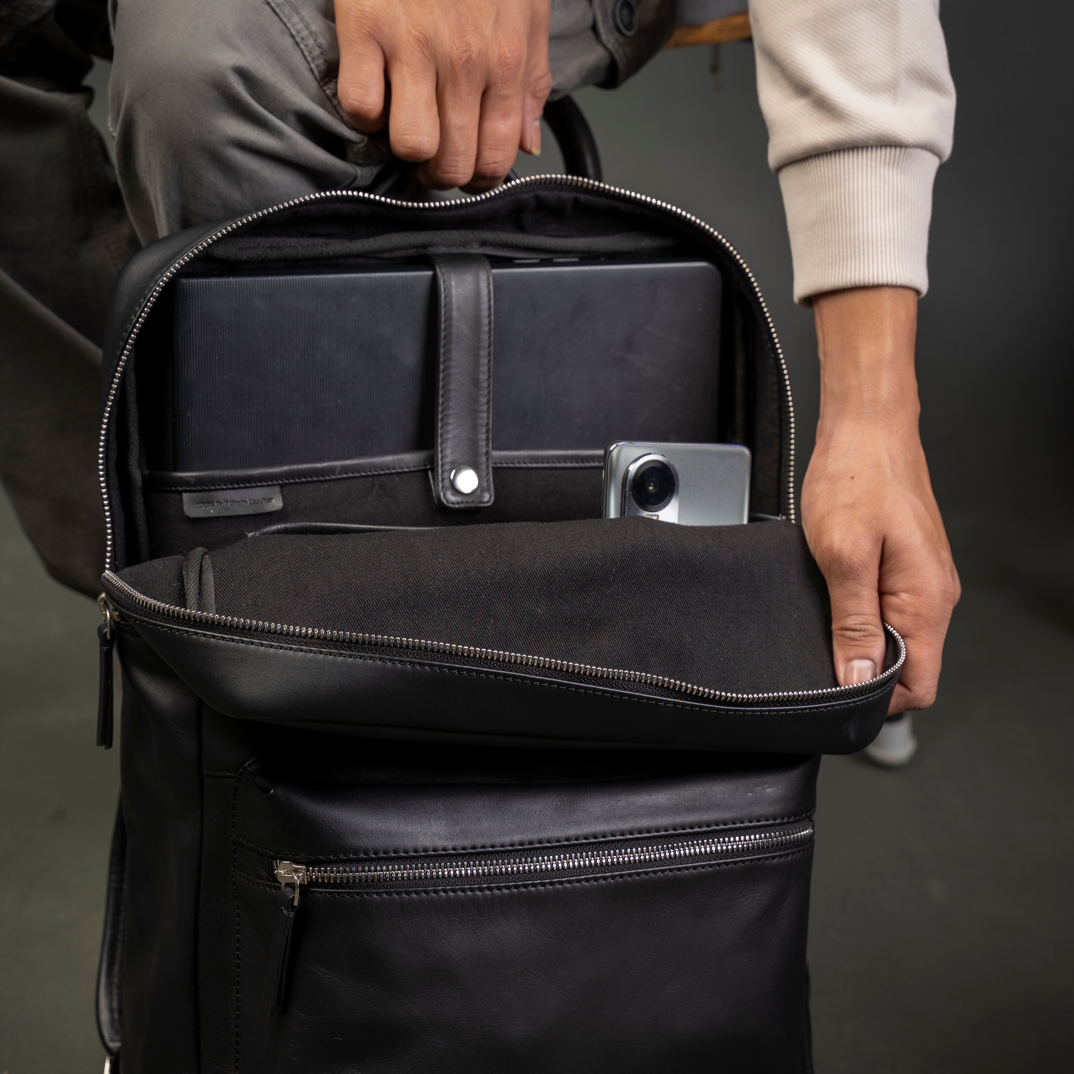 Slim Backpack